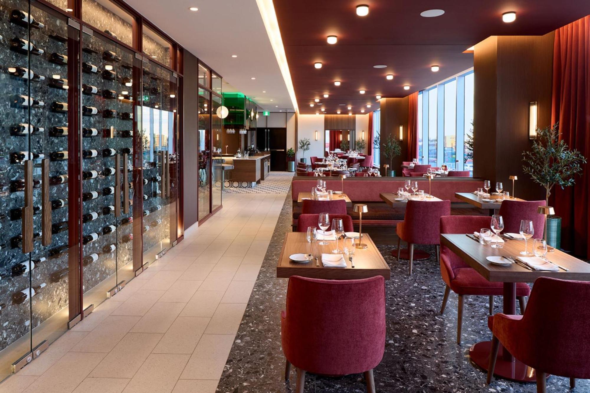Courtyard By Marriott Montreal Laval Exterior foto